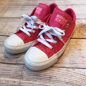 Converse Ladies Low Top Sneakers